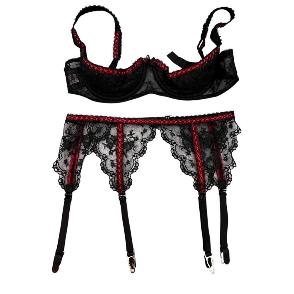 Frederick's of Hollywood Black Red Lace Bra Garter Set Y2K Coquette Whimsigoth